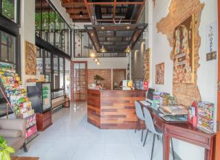 The Old City Wall Inn - Chiang Mai - 1