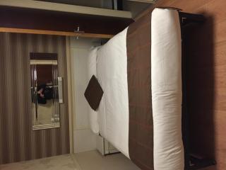 Lyndene Hotel - 8