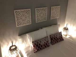 Apartamentos Deluxe con parking y WiFi by SURYNIEVE - 1