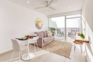 Beachfront Apt with Open Terrace in Las Canteras - 9