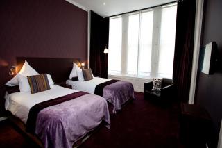 Carmelite Hotel - 1