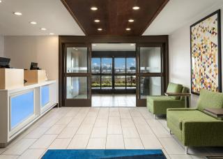 Holiday Inn Express Hotel & Suites Olive Branch by IHG - Olive Branch - 2