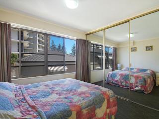 Cobden Court Unit 5 - Gold Coast - 3