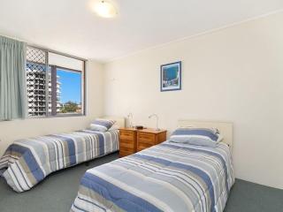 Kingston Court Unit 11 - Gold Coast - 2