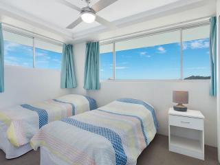 Ocean Plaza Unit 936 - 5