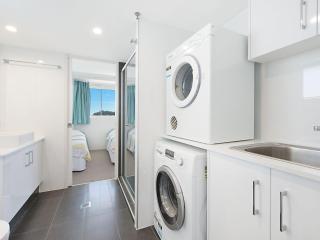 Ocean Plaza Unit 936 - Gold Coast - 4
