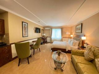 Central Hotel & Residences Swimming Pool - Ho Chi Minh - 3