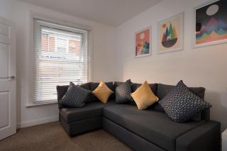 Oliverball Serviced Apartments - Lawson Lodge - Modern 3 bedroom house in Portsmouth - Portsmouth - 8