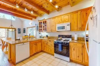 Serene Family Cabin - Soda Springs - 3