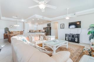 Whitecap Condo Beachfront Splendor - Fort Myers Beach - 5