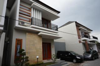 Cemara Homestay Jogja - 0