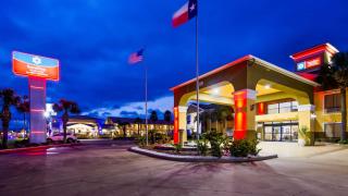 SureStay Plus Hotel by Best Western Alvin - Alvin - 0