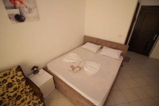 Mona`s apartments 1 - 2