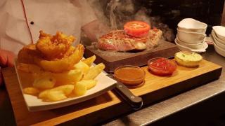 Balreask Bar, Restaurant & Guest Accommodation - 4