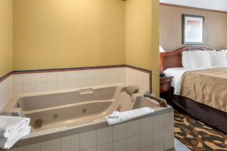 Quality Inn Paradise Creek - 2