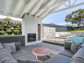 Stunning Sorrento Escape With Pool - 6