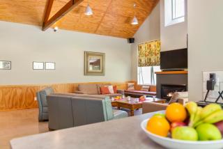 The Red Barn - Lake Okareka Holiday Home - Rotokawa - 1