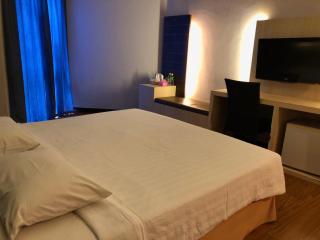 Garden View Hotel - 8