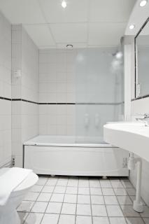 Best Western Hotel Esplanade - Västerås - 3