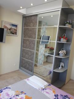 Sky House Exclusive Apartments - Chişinău - 7