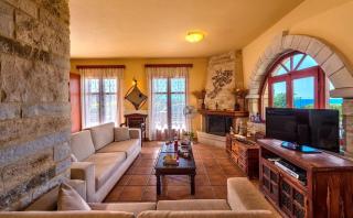 Amazing Villas In Crete Villa Argiris - Rustic Design With Captivating Sea Views - Astérion - 1