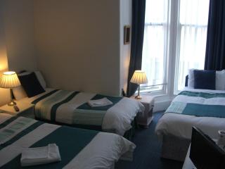 Citadel House Hotel - 8