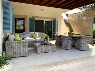 Beach villa Gladiolus - Neo Chorio - 1