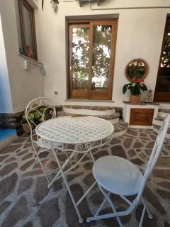 Villa Sari affitta camere - La Caletta - 1