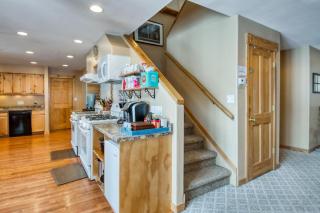 Rocky Mountain Outpost Home 8 Bedrooms Dog Friendly - Frisco - 3