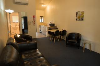 Captains Quarters Motor Inn - Cambridge - 7