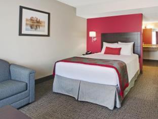 Quality Inn & Suites Columbus - Columbus - 7