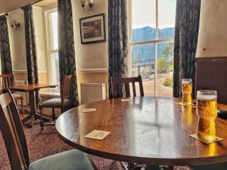 Queens Hotel - Blaenau Ffestiniog - 6