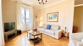 Bright, classic and elegant, close to train station - Losanna - 8