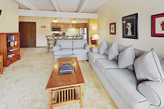 Timberline Condominiums 1 Bedroom Standard Unit B2C - 0