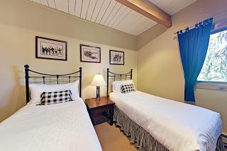 Timberline Condominiums 2 Bedroom Deluxe Unit D2D - 5