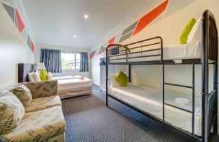 Silver Fern Lodge - Taupo - 8