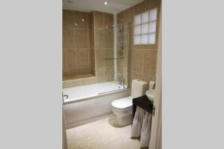 Mostyn Villa 2 Free Private Parking - Llandudno - 6