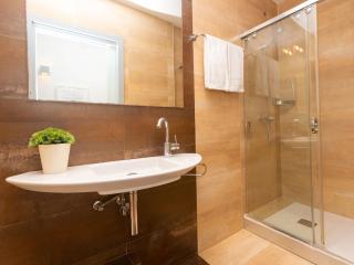 Apartment Centro- Passeig de Gracia - Casa Batllo by Interhome - Barcelone - 5