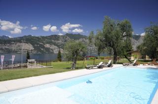 Casa Guarnati Lake View Apartments - Malcesine - 9