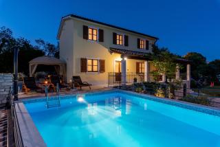 Villa Gogli with private pool in Rabac Labin - Nedeščina - 4