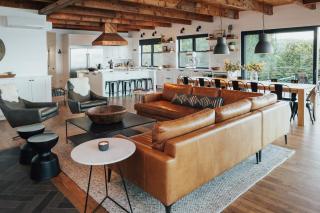 Whidbey Island Modern Farmhouse - Greenbank - 8