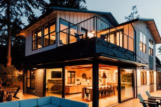 Whidbey Island Modern Farmhouse - Greenbank - 0