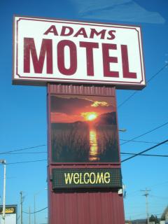 Adams Motel - Sault Ste. Marie - 3
