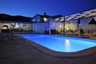 Luxury villa with a swimming pool Plano, Trogir - 18490 - 3