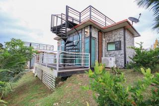 Happy Mountain Airport Resort - Nai Yang Beach - 4