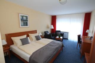 Hotel Ännchen - Bad Neuenahr-Ahrweiler - 3