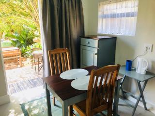 Baylight Accomodation Room 2 - Mossel Bay - 4