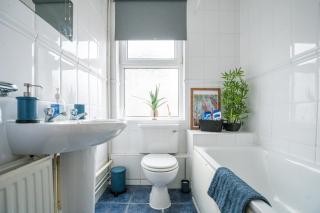 The Ella Fitzgerald - Modern 2 Bedroom Apartment, super close to City Centre - Cardiff - 6