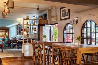 Royal Seven Stars Hotel - 9