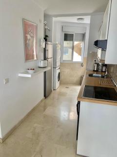 HomeForGuest Apartment next to Las Canteras with FREE Parking - 4